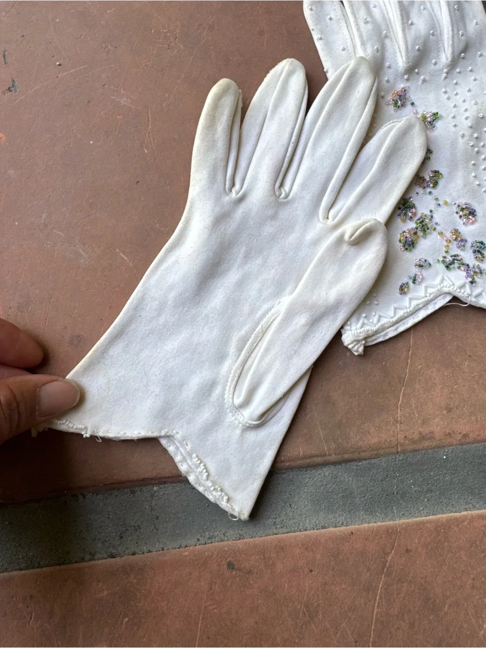 Vintage Ivory Beaded Floral Women's Gloves